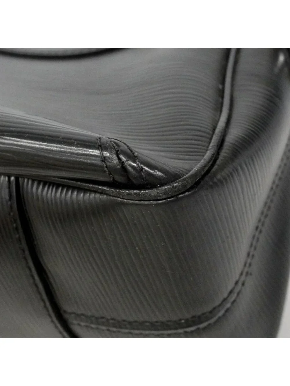 Louis Vuitton Shoulder Bag Epi Turenne PM Noir